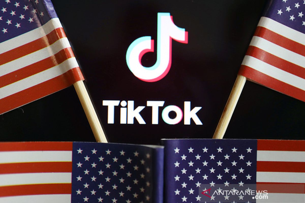 TikTok sementara tetap beroperasi di AS