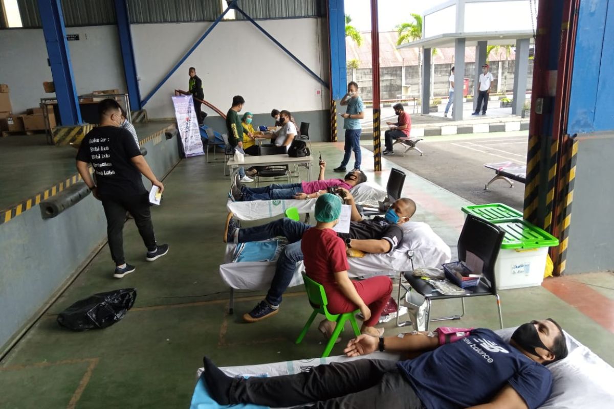 DAW lakukan donor darah penuhi kebutuhan PMI Sulut