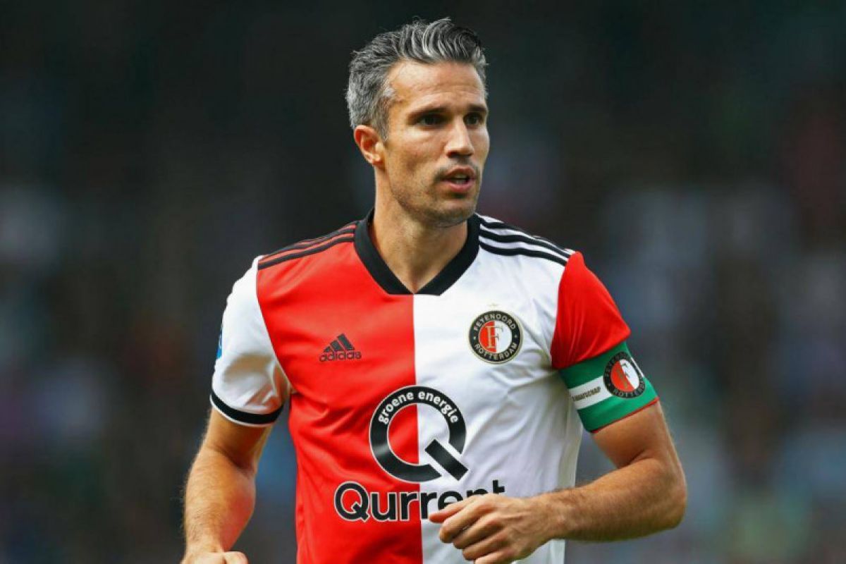 Mantan striker MU Robin van Persie resmi jadi staf pelatih Feyenoord