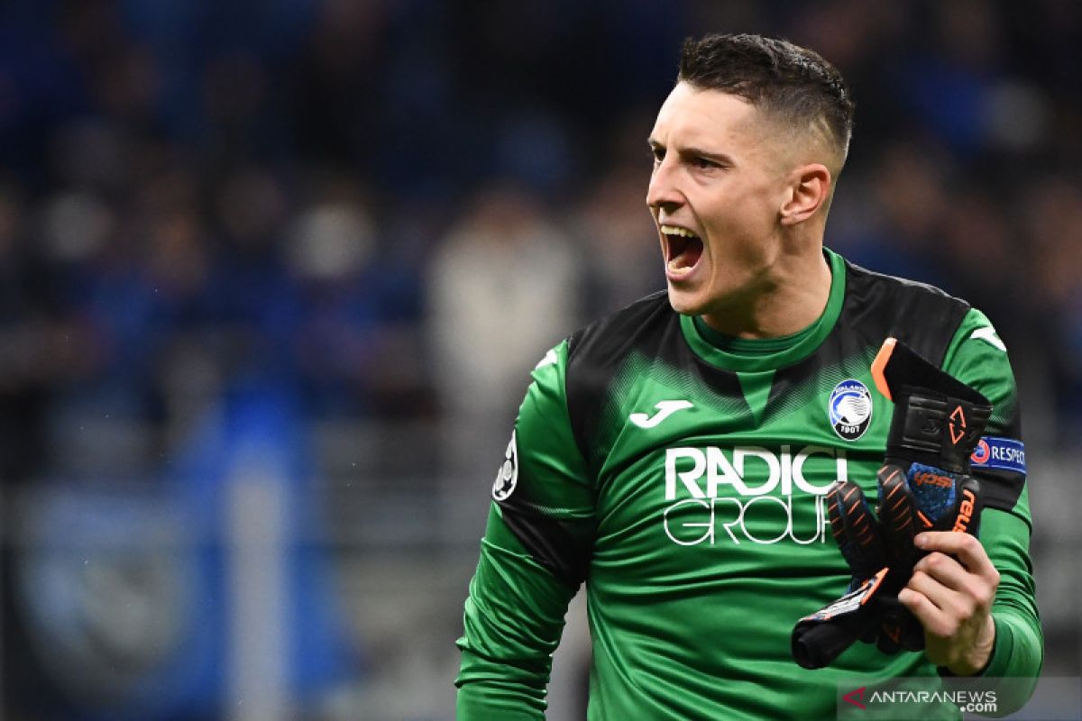 Kiper Pierluigi Gollini absen saat Atalanta bertemu PSG