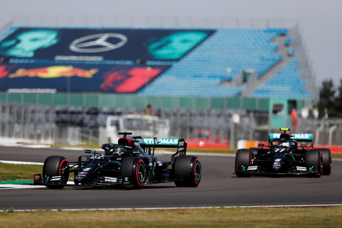 Duo Mercedes puncaki sesi latihan terakhir GP hari jadi F1 ke-70