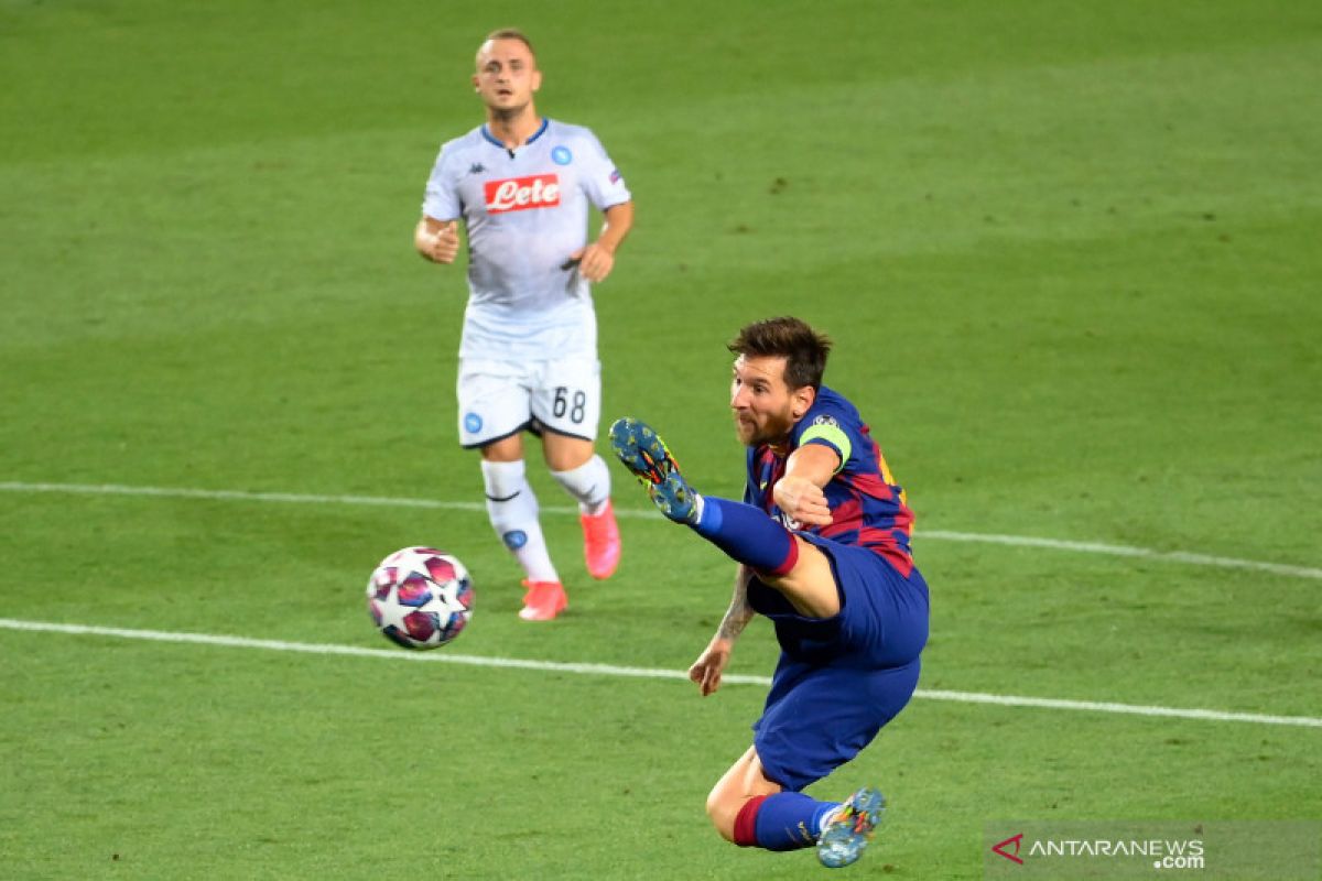 Barcelona amankan tiket perempat final setelah tundukkan Napoli 3-1