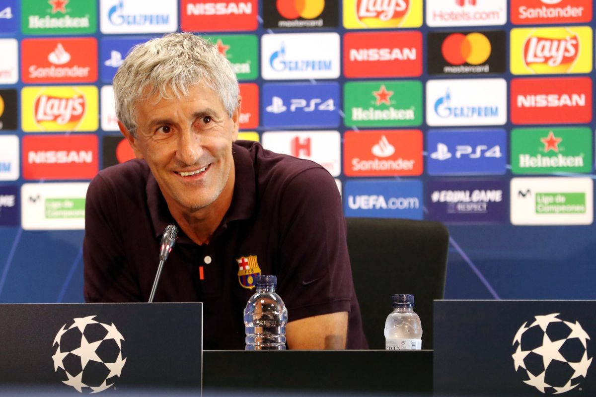 Barcelona resmi memecat pelatih Quique Setien