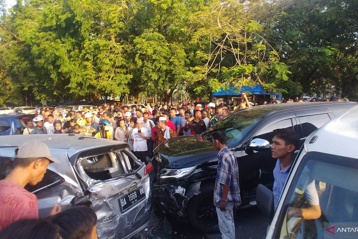 Pelaku penabrak enam mobil beruntun di Imam Bonjol merupakan polisi