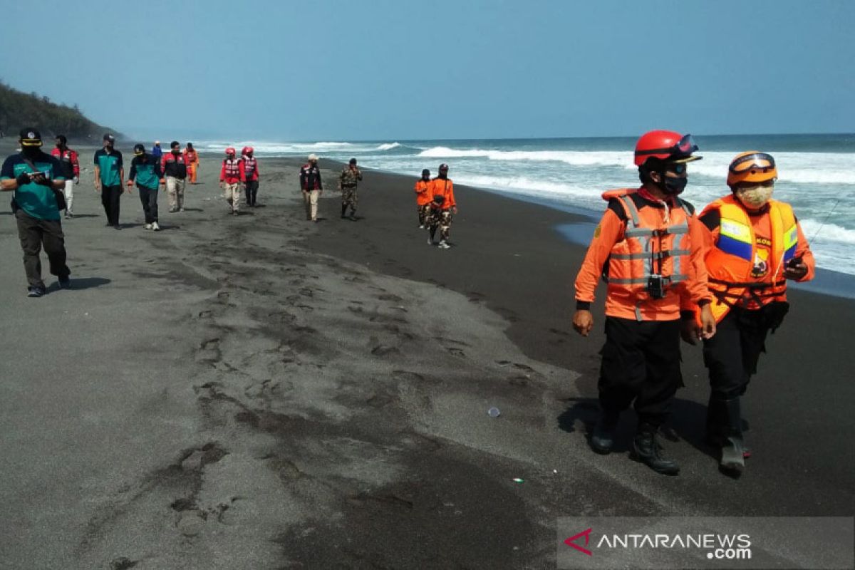 SAR; Satu korban tenggelam Pantai Goa Cemara masih dalam pencairan