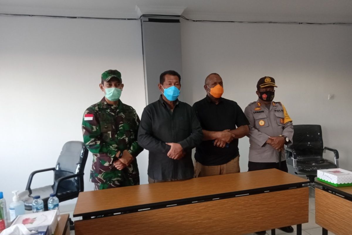 Pemkab Jayawijaya tempatkan tim pencegahan virus corona di bandara Sentani Jayapura