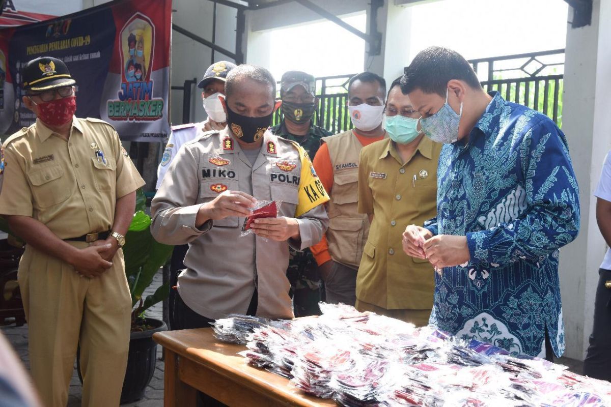 Wali Kota - Forkopimda Kota Kediri gencar sosialisasikan penggunaan masker