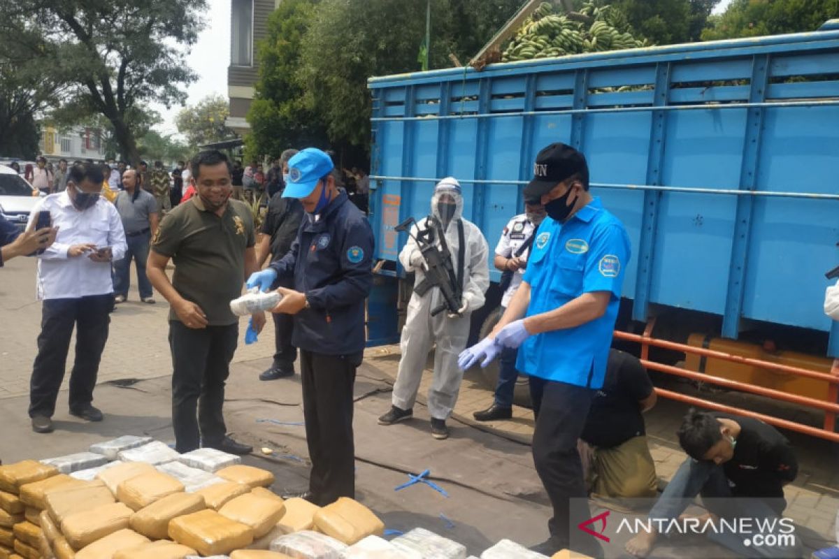 BNN gagalkan penyelundupan ratusan kilogram ganja di Kota Bekasi