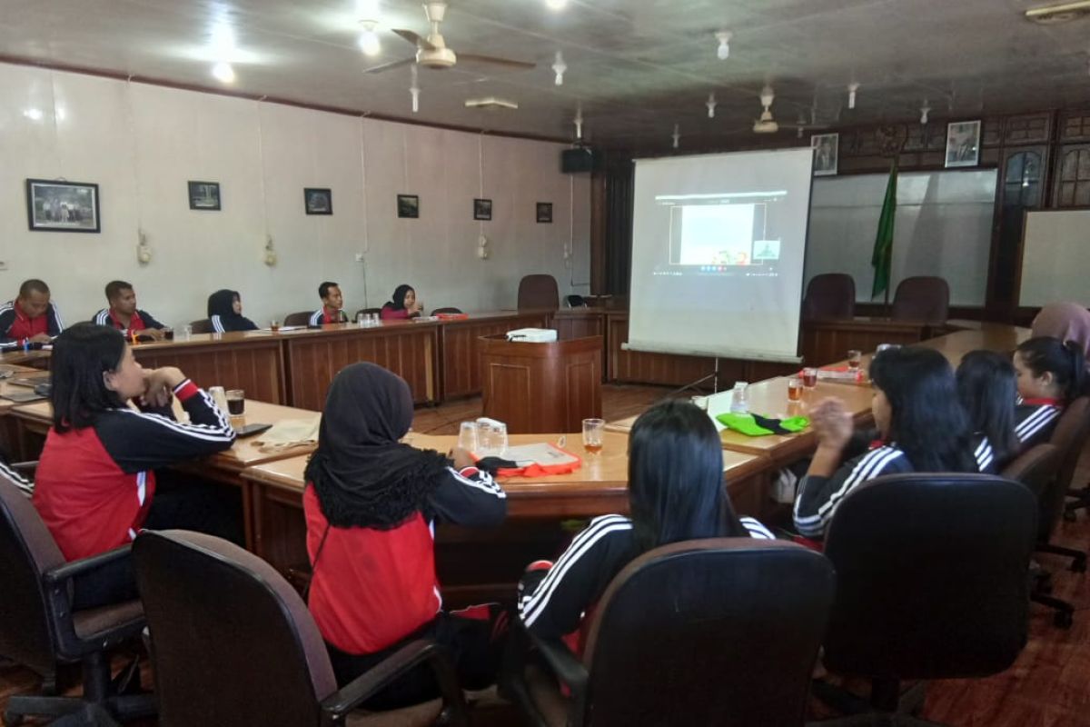 Ratusan guru Kalimantan dan Papua ikuti lokakarya virtual edukasi pencegahan Karhutla