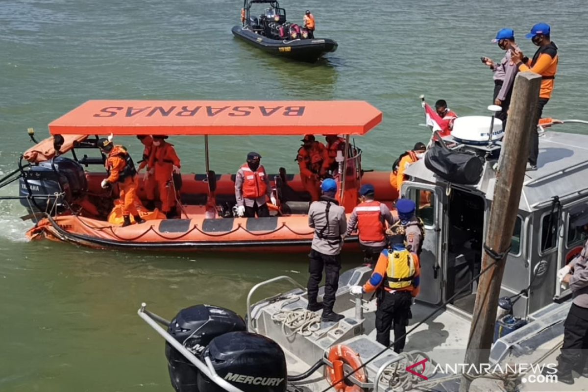 Satu personel Polairud korban kecelakaan laut ditemukan