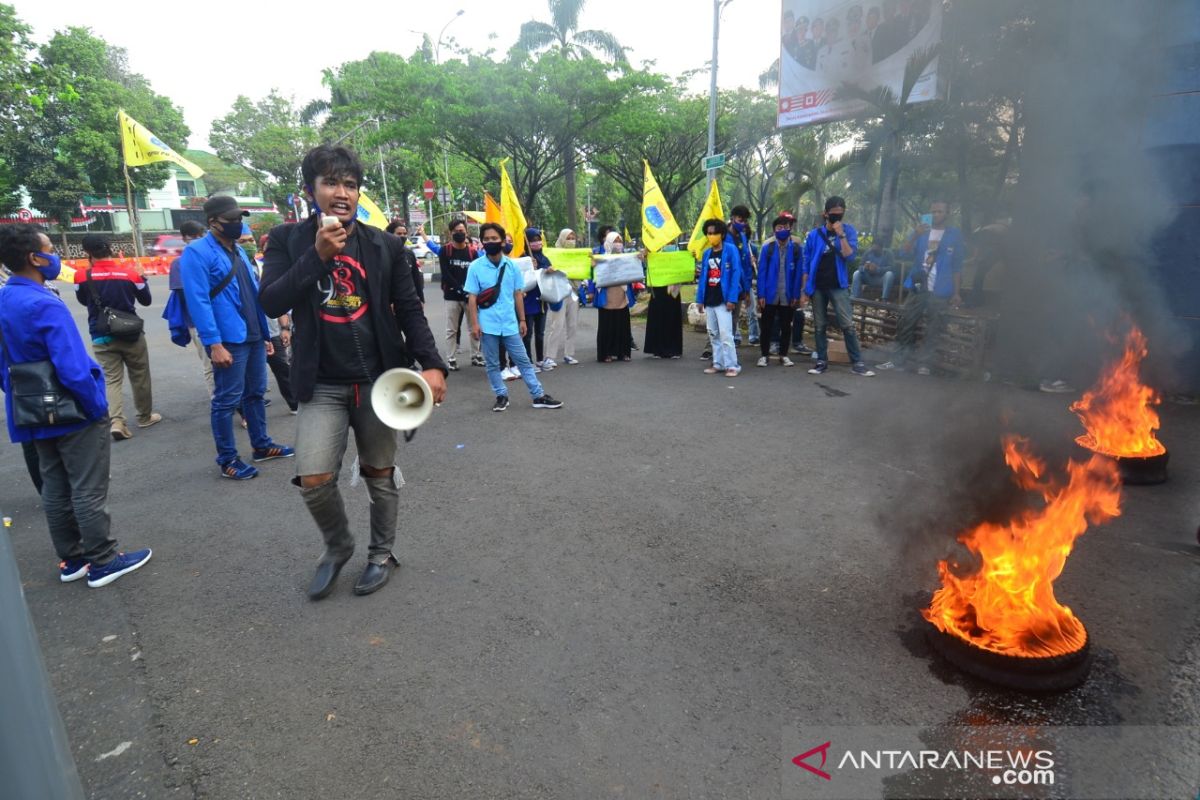 Mahasiswa Bogor kembali pertanyakan dana penanganan Covid-19