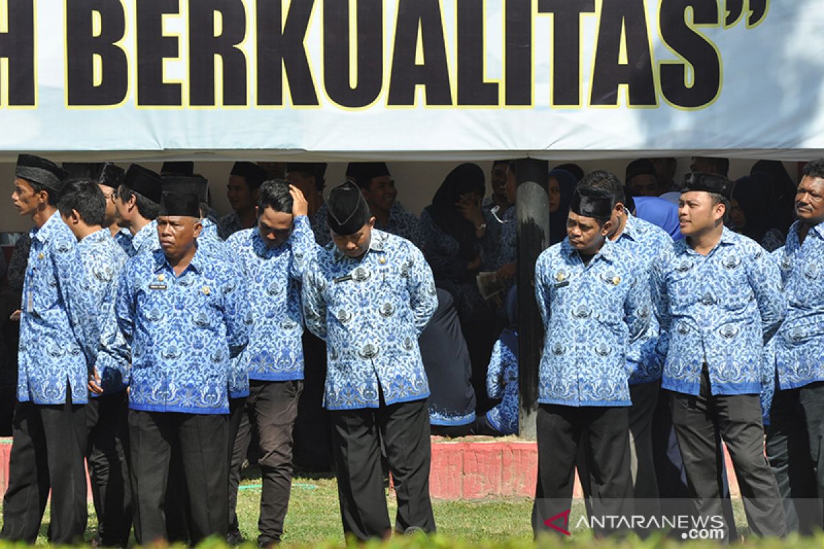 Pengamat nilai gaji ke-13 belum efektif dukung konsumsi