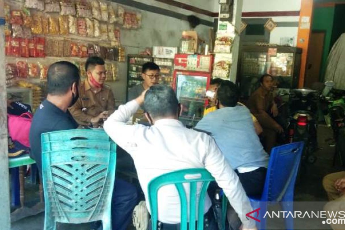 Songsong HUT RI ke-75, Camat Angkola Timur imbau warganya pasang bendera merah putih