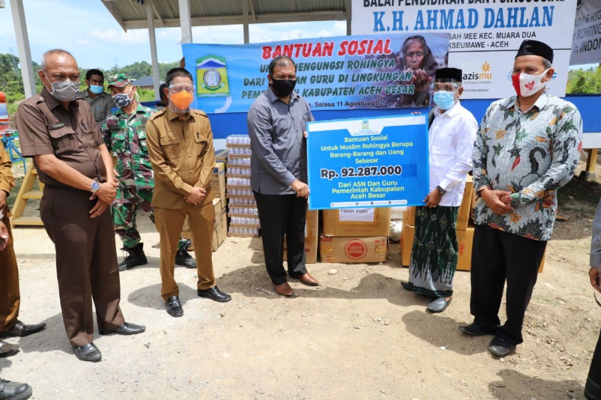 ASN dan Guru di Aceh Besar bantu pengungsi Rohingya