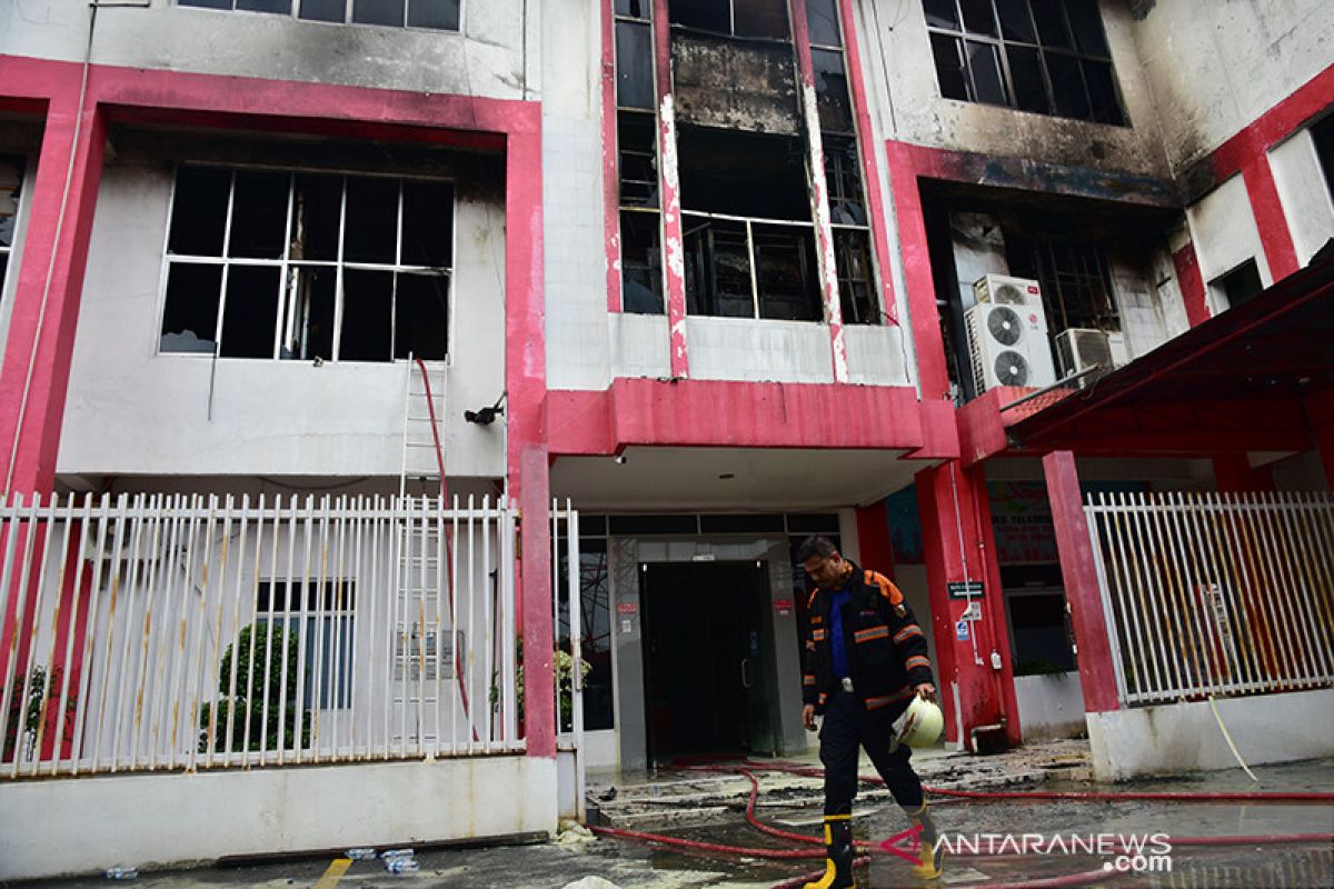 Gedung HPBB Telkom Pekanbaru terbakar, jaringan ke pelanggan lumpuh