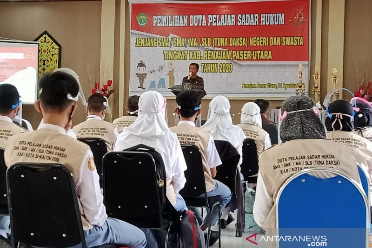 Pelajar juara pemilihan duta hukum dapatkan beasiswa penuh