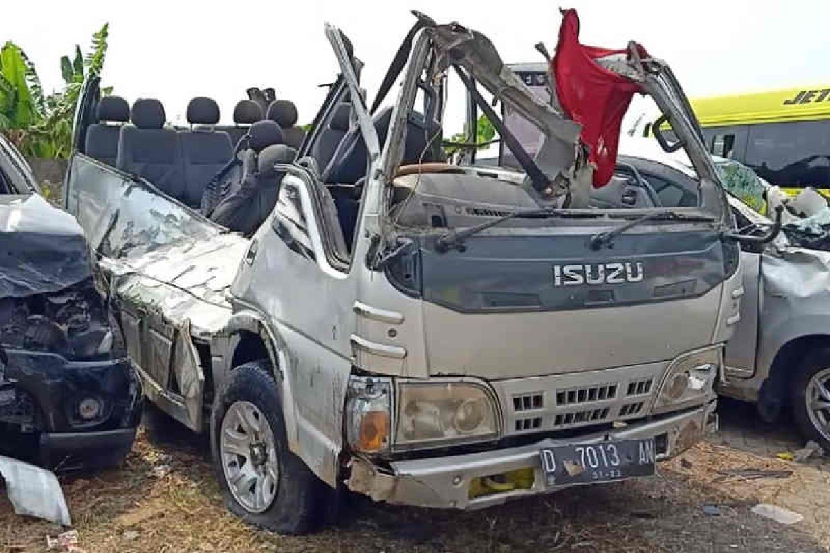 Inalillahi! 10 orang tewas dalam kecelakaan di Tol Cikopo-Palimanan