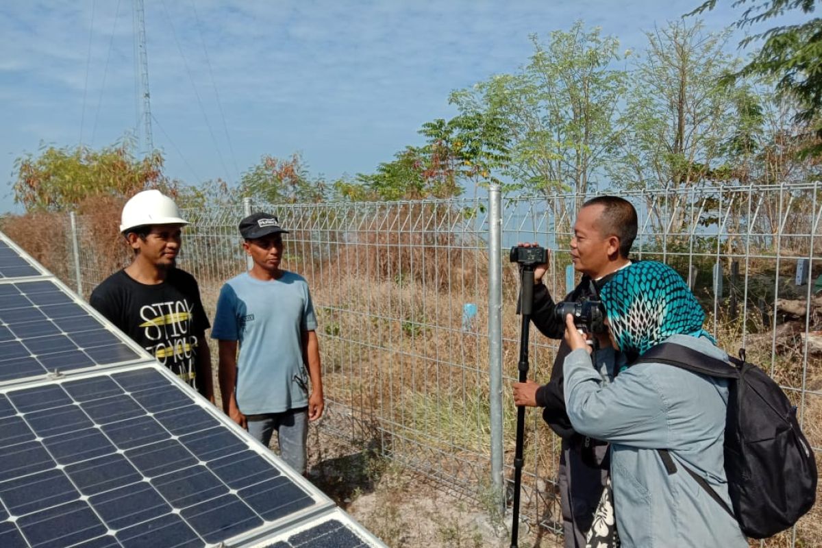 Keberadaan pembangkit listrik EBT di Pangkep dorong perekonomian warga pulau