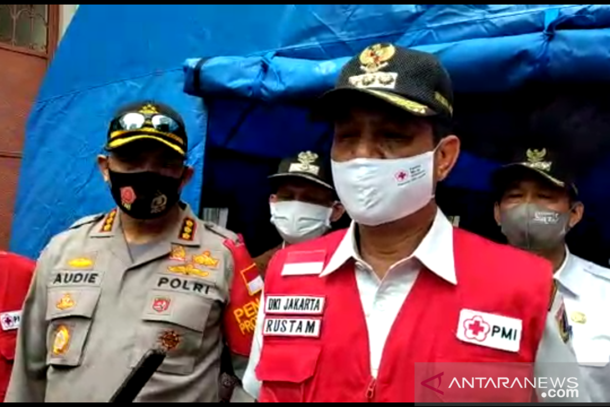 Wali Kota Jakbar sumbang Rp20 juta bagi korban kebakaran Duri Selatan