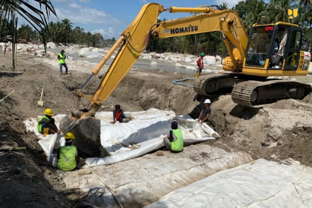 Cegah banjir lagi, Kementerian PUPR bangun tanggul di Luwu Utara