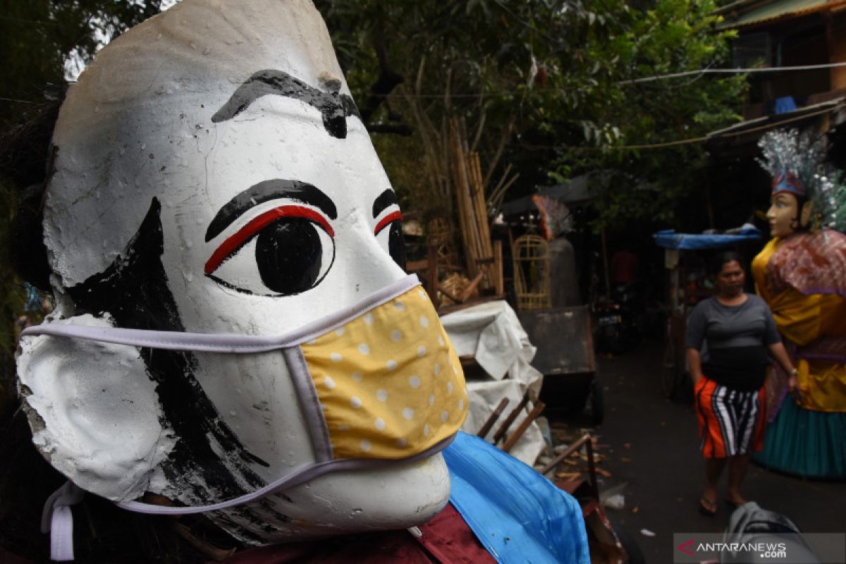 DKI kemarin, dari kedatangan Miyabi hingga kebijakan lepas masker