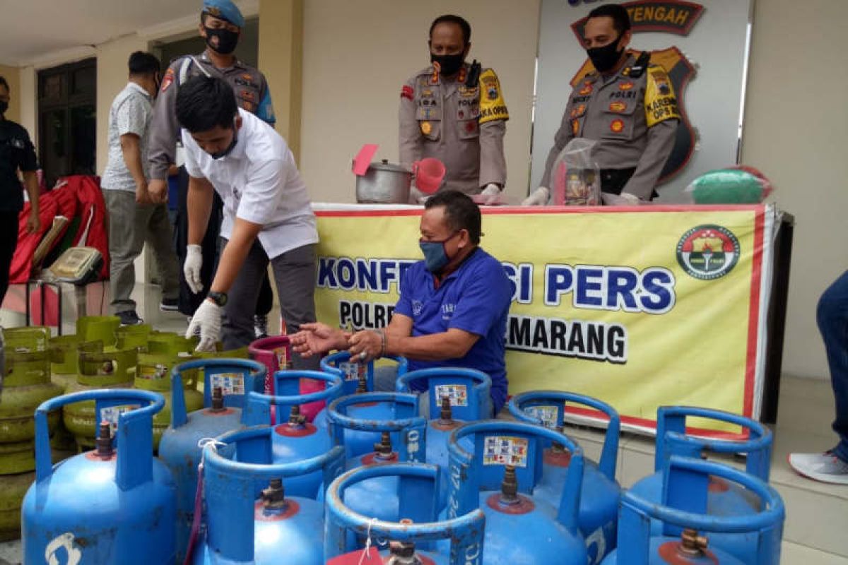 Oknum pemilik pangkalan di Jateng oplos LPG subsidi, dan kurangi volume tabung 12 kg