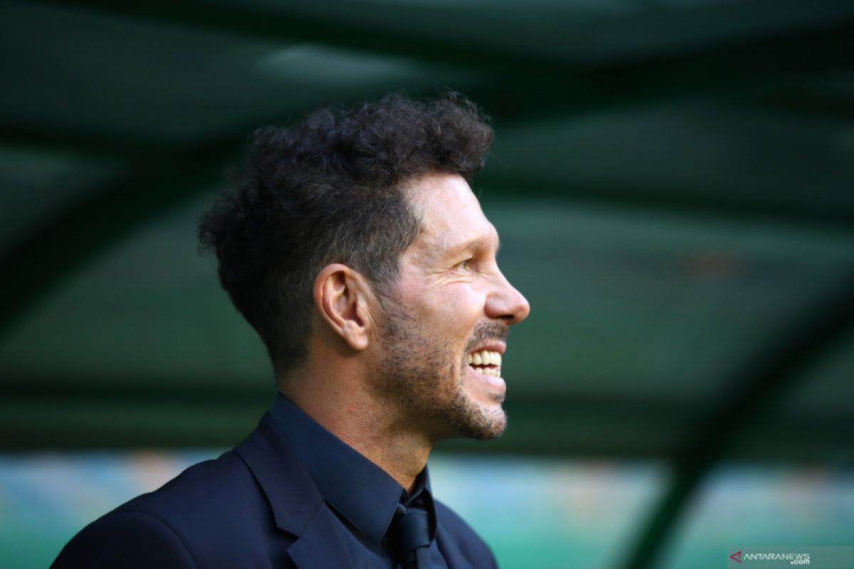 Manajer Atletico Diego Simeone positif tertular COVID-19