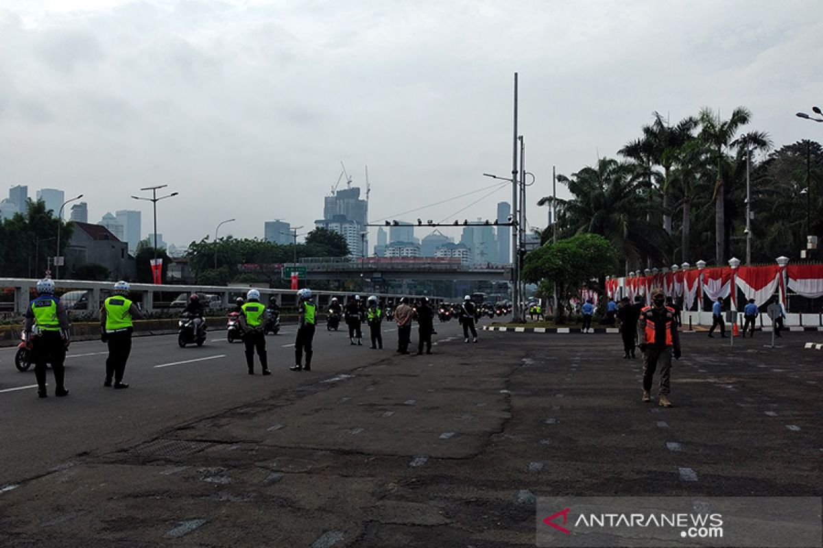 Anggota DPR-DPD mulai datang ke Ruang Sidang Tahunan