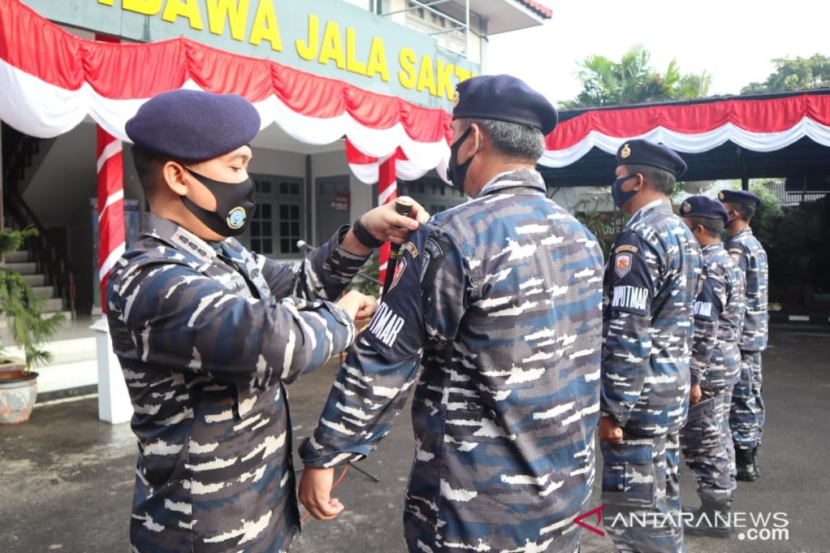 Perkuat pertahanan laut, Danlanal kukuhkan Babinpotmar Lanal Banten