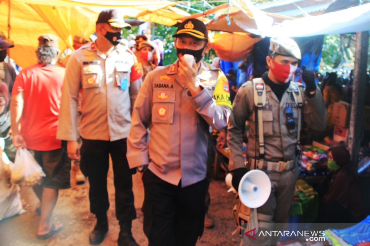 Polresta Banjarmasin gelar Operasi Gaktiblin pencegahan COVID-19 di area pasar