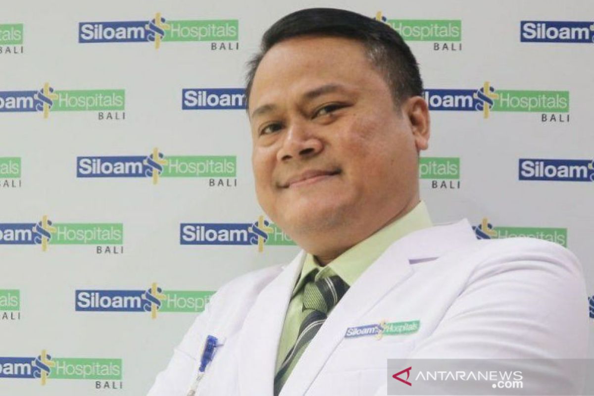 Siloam Hospitals Denpasar bahas demam pada anak saat pandemi COVID-19 lewat webinar