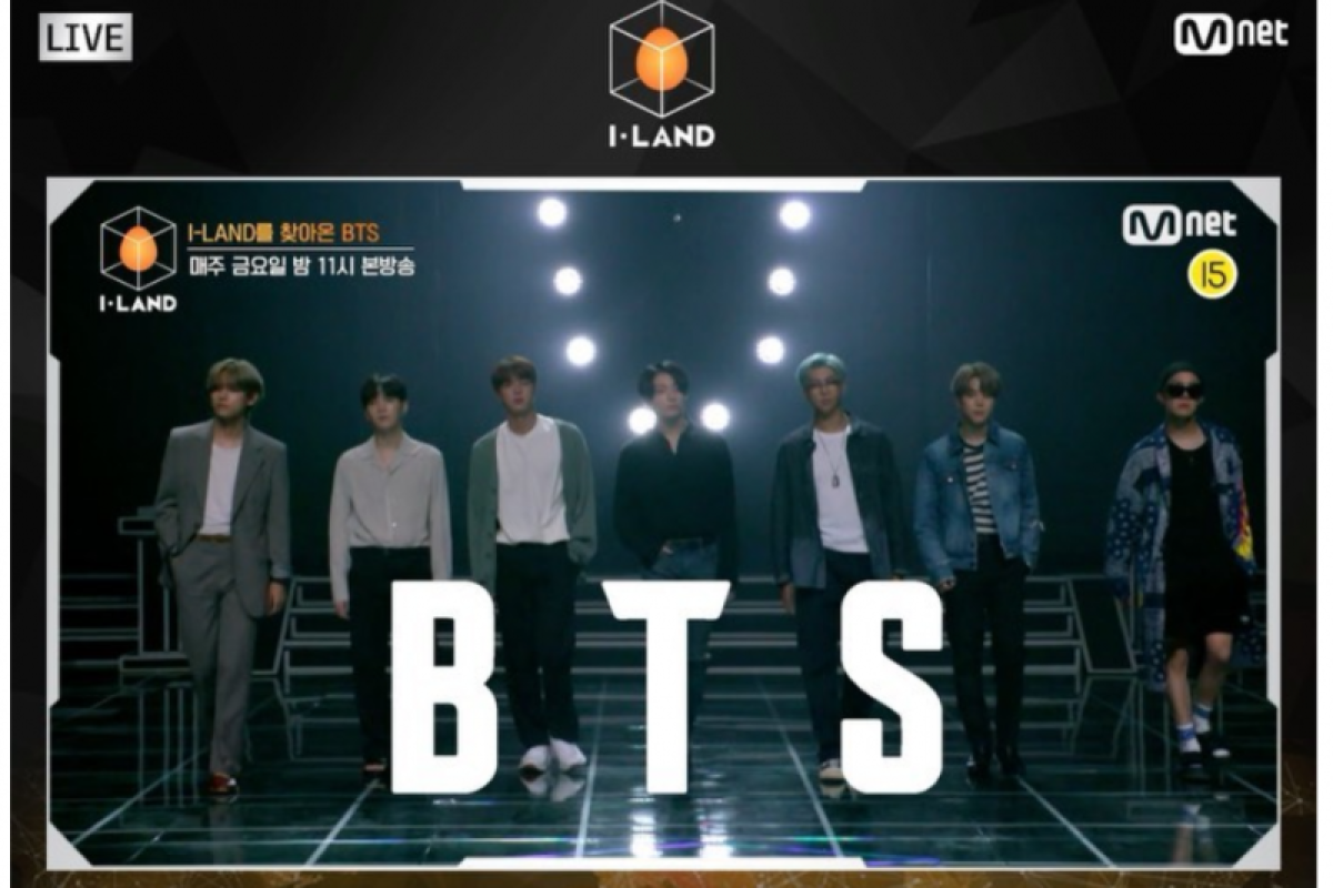 Aksi BTS di "I-LAND", pasang copot "tag" nama hingga main pantri