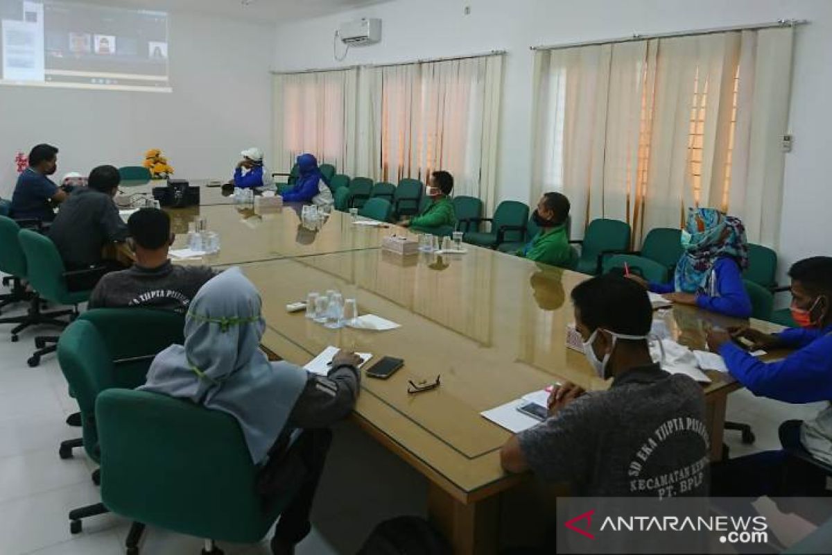 Manfaatkan teknologi konfrensi, Sinar Mas Agribusiness and Food bantu guru edukasi pencegahan Karhutla