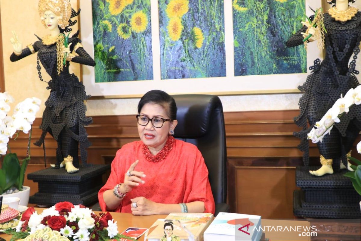 Putri Koster minta PKK desa masifkan edukasi cegah COVID-19