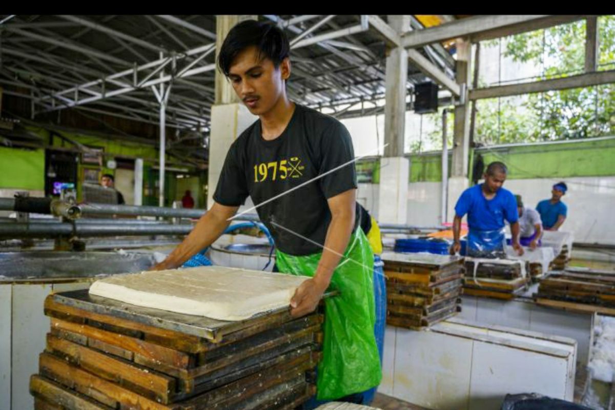 Pandemi COVID, 40 persen UMKM di Kendari dilaporkan masih bertahan