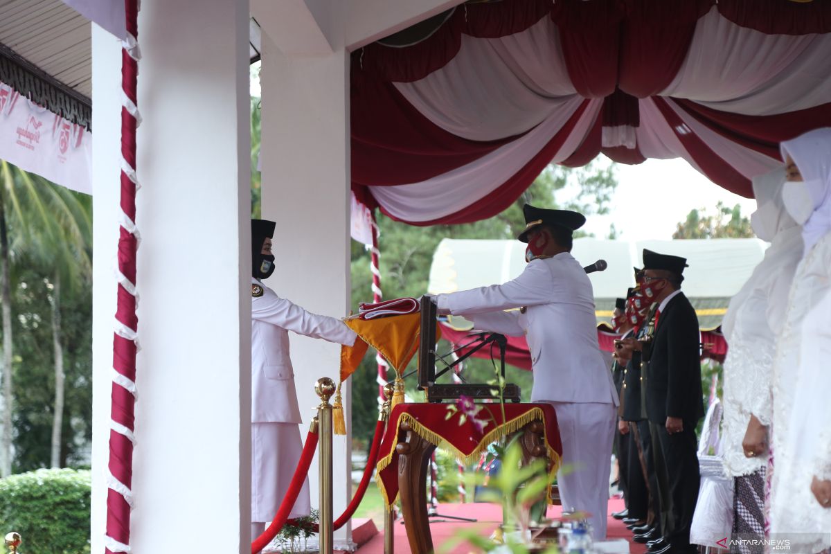 Bupati ajak warga gelorakan semangat persatuan