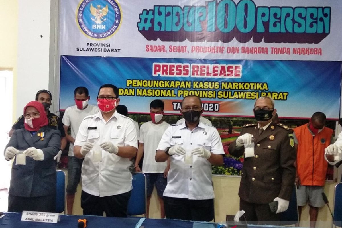 BNN Sulbar ungkap dan sita 250 gram sabu-sabu asal Malaysia