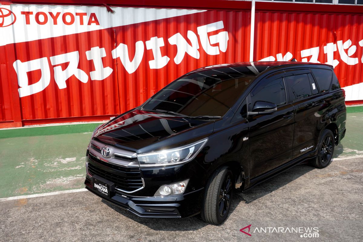 Toyota Kijang Innova TRD Sportivo Limited hadir dengan mesin diesel