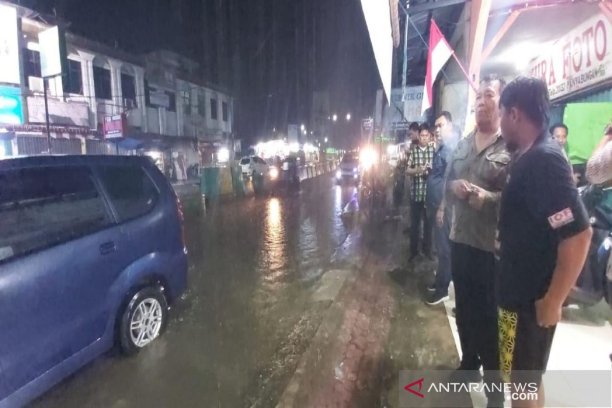 Jalan protokol sering banjir, Bupati Madina usul pengalihan status jalan