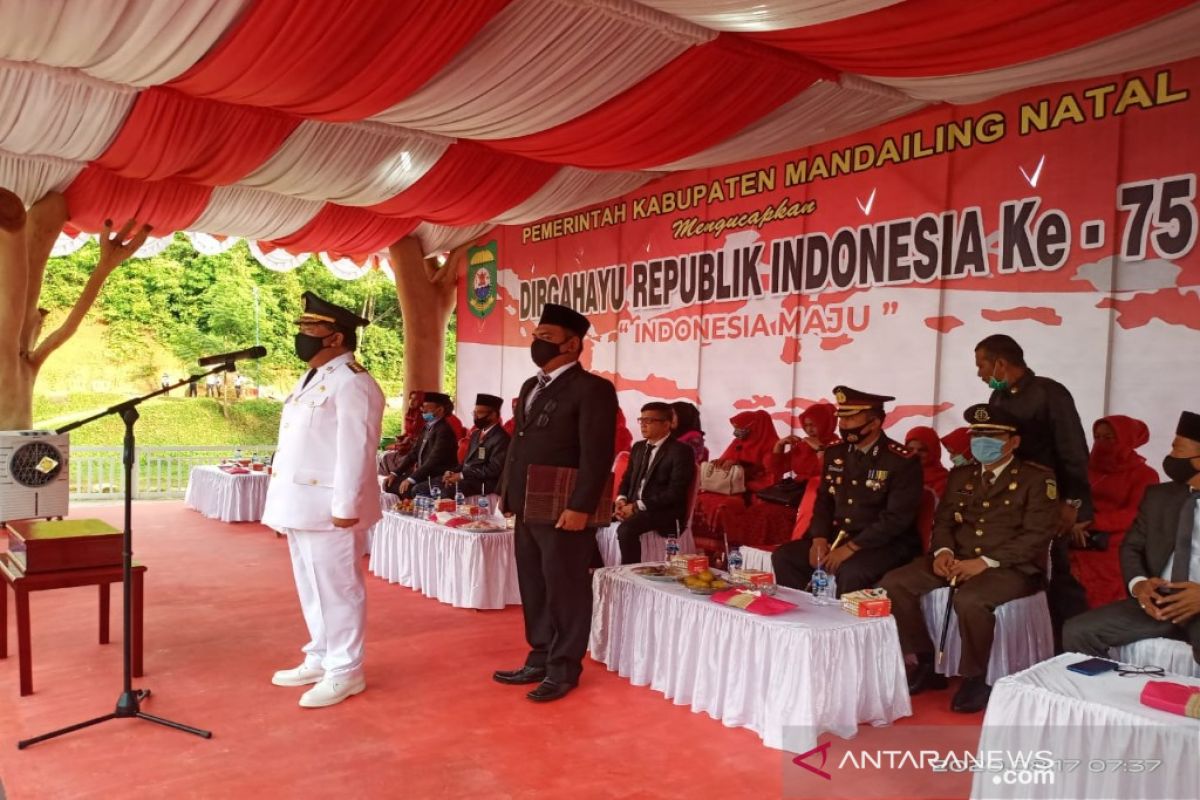 Upacara HUT RI di Madina dilakukan dengan protokol kesehatan