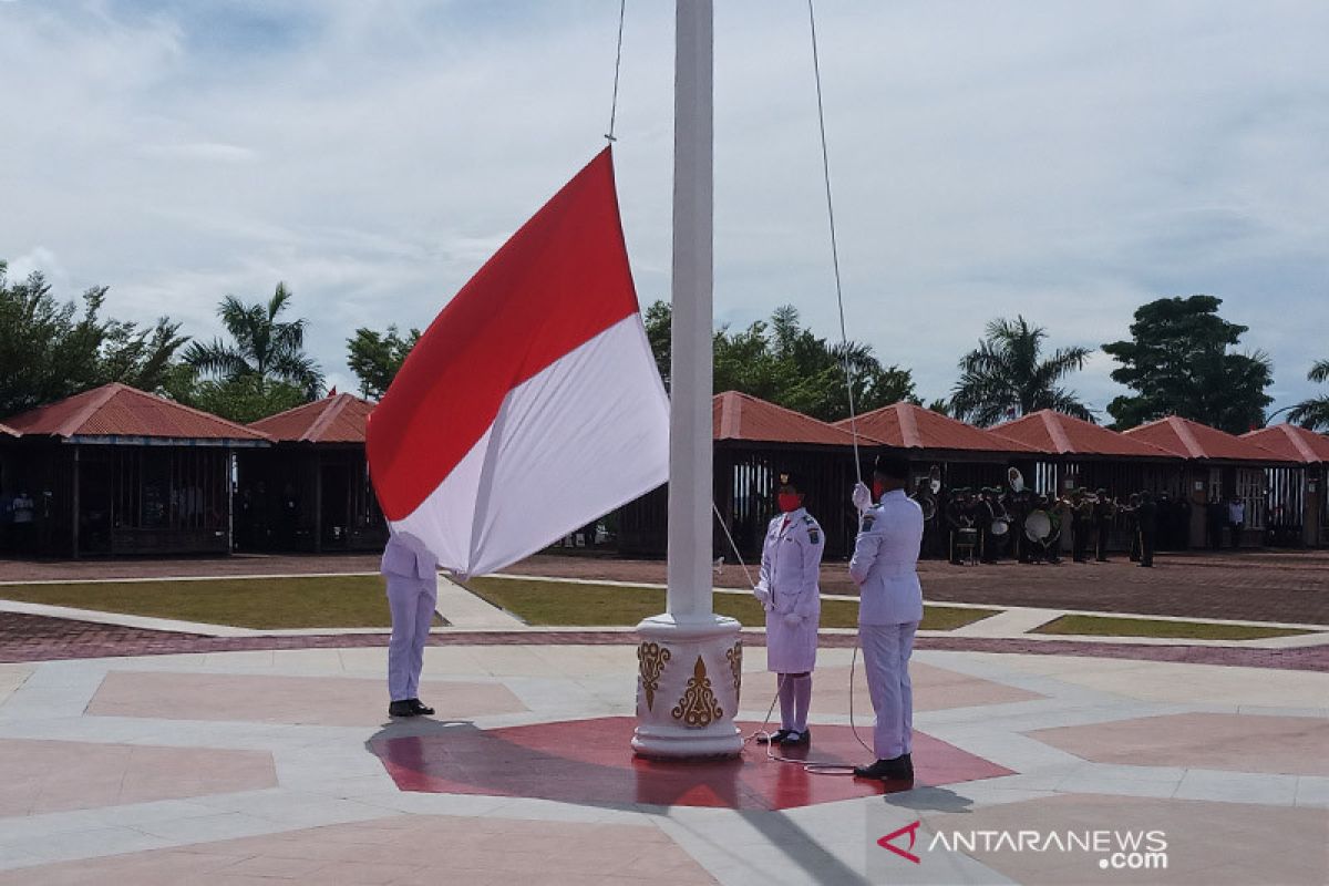 Herman Deru: Semua harus  bersyukur dalam hari kemerdekaan