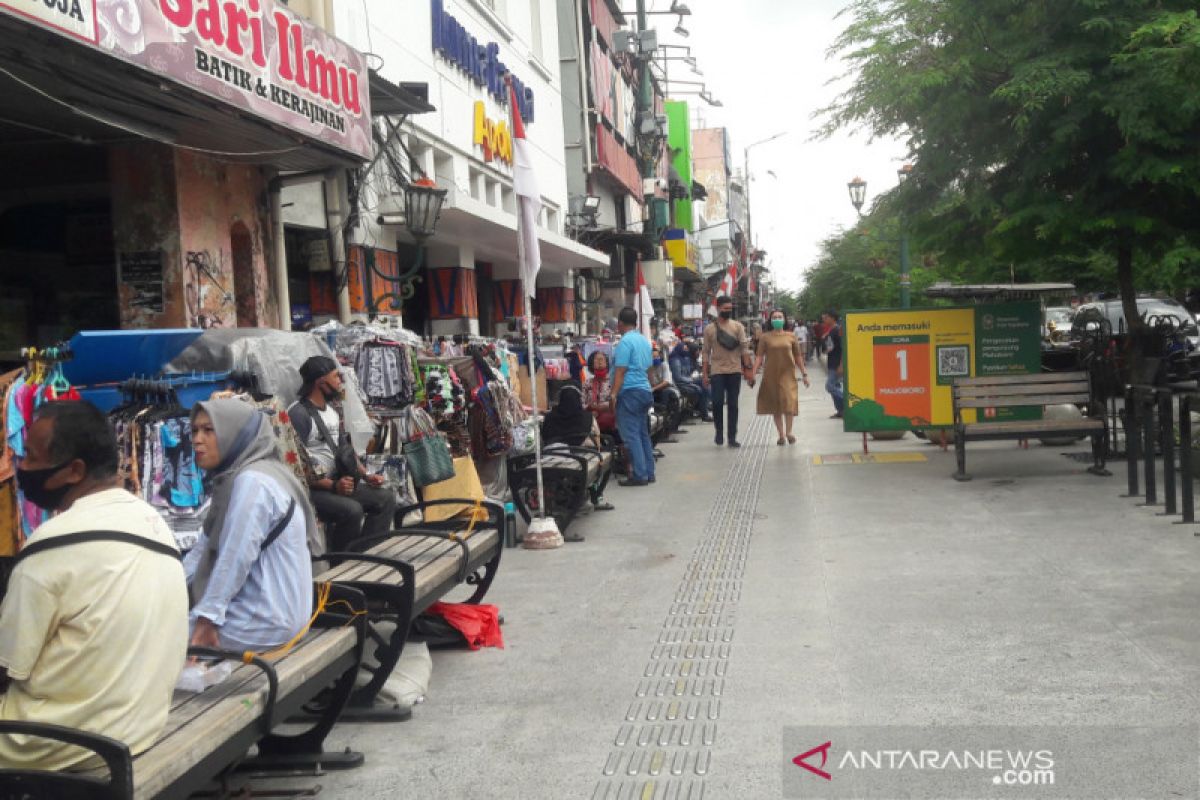 Omzet pedagang kaki lima Malioboro meningkat pada HUT Kemerdekaan RI