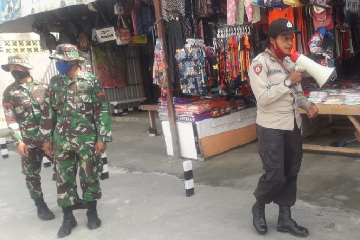 HUT RI ke-75 ditandai patroli gabungan TNI-Polri di Puncak Jaya