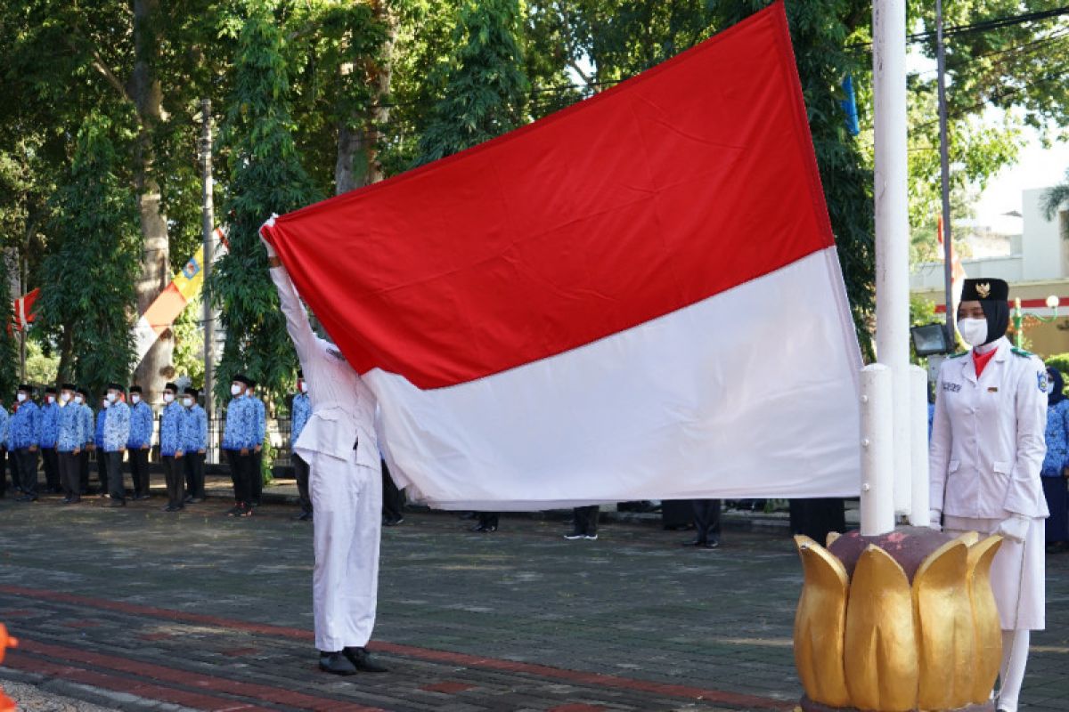 Petugas dan peserta upacara HUT RI di Mataram diwajibkan gunakan masker