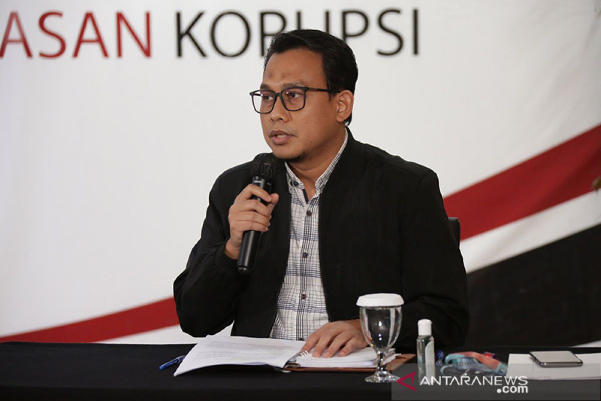 KPK panggil Legal Manager PT MIT kasus suap-gratifikasi perkara di MA