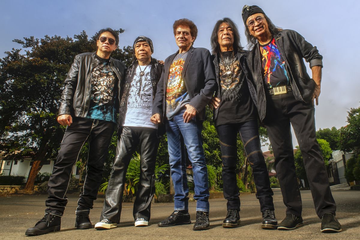 Band legendaris, God Bless rilis tembang baru 