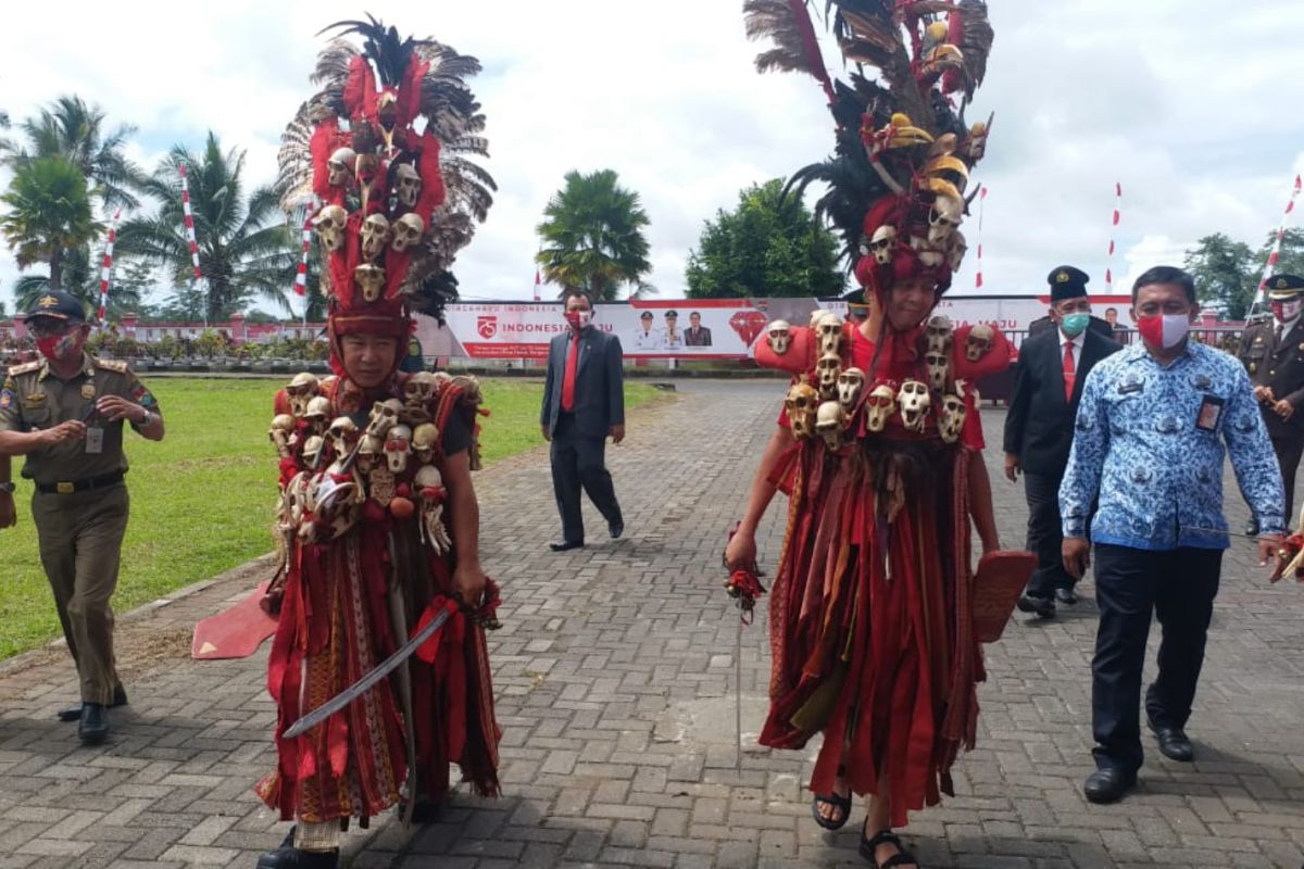 Upacara Kemerdekaan RI di Minahasa Tenggara bertemakan adat