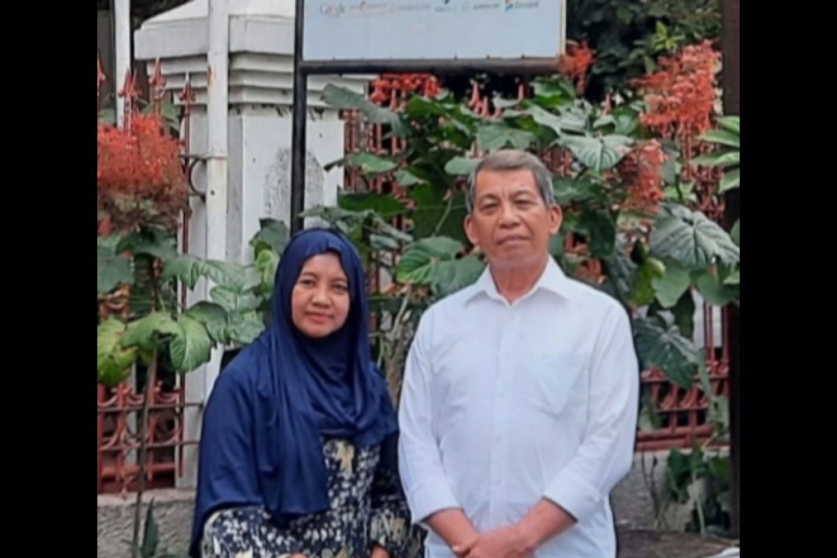 Bersama istri, dr. Subagyo berjuang membantu "orang kecil"