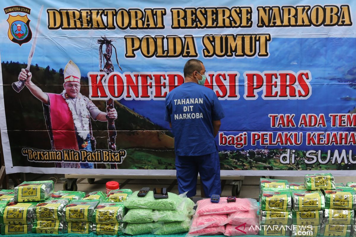 Penggerebekan tiga rumah di Deli Serdang, polisi amankan 42 kg sabu-sabu