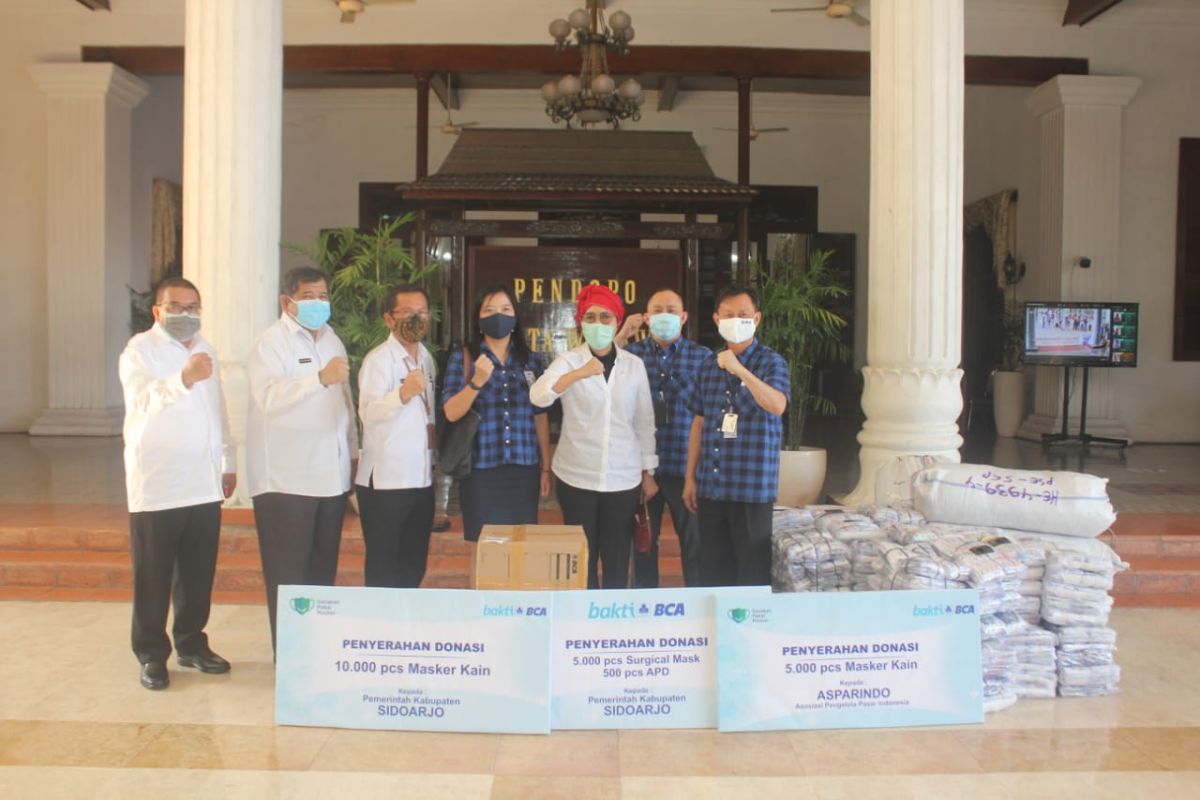 Pemkab Sidoarjo salurkan tiga juta masker selama pandemi COVID-19